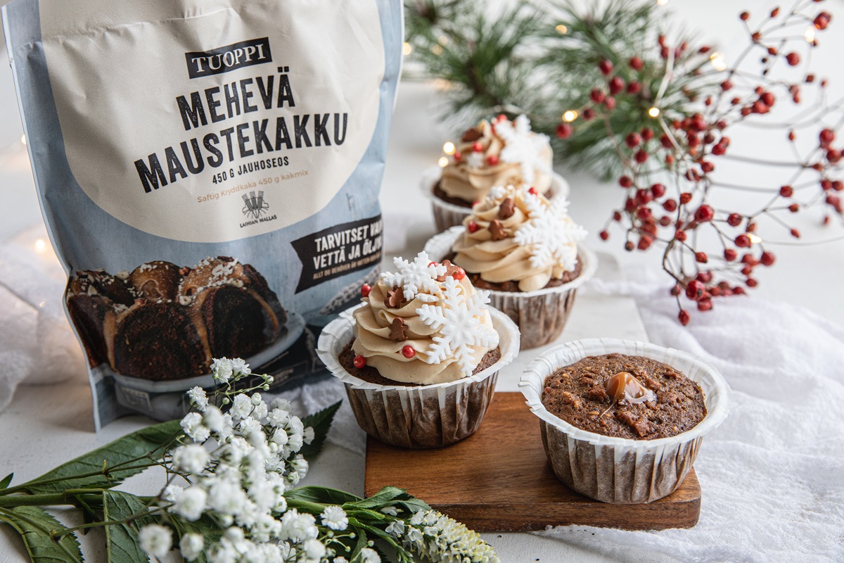 Mehevät kinuskikuppikakut